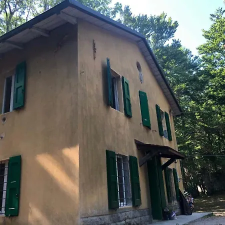Casa Delle Guardie Rifugio بيت شباب