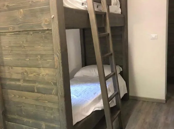 Hostel Casa Delle Guardie Rifugio *